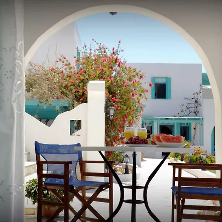 Glarakia Affittacamere Adamantas (Milos)