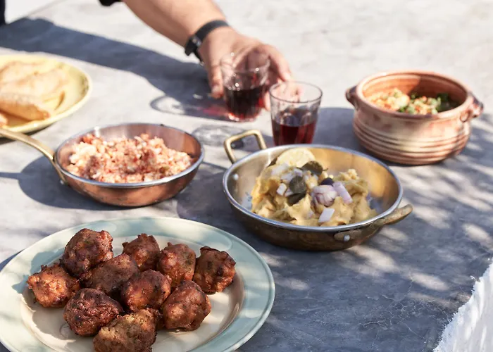 Glarakia 4* Adamantas (Milos)