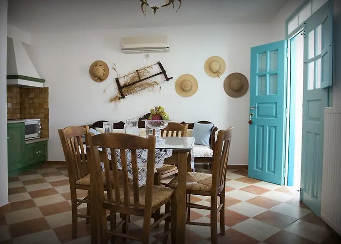 Gasthof Glarakia Adamantas (Milos)