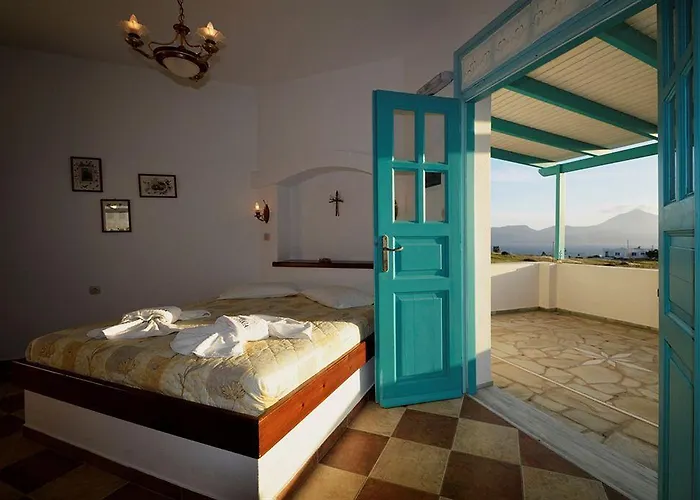 Glarakia Гостевой дом Адамас