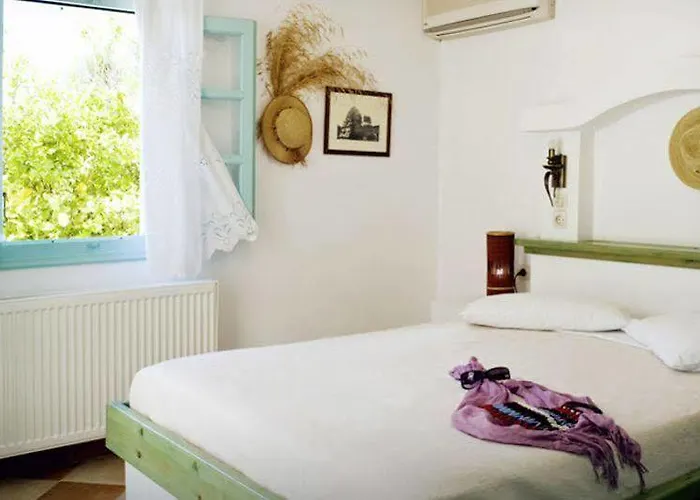 Pensionat Glarakia Adamantas (Milos)